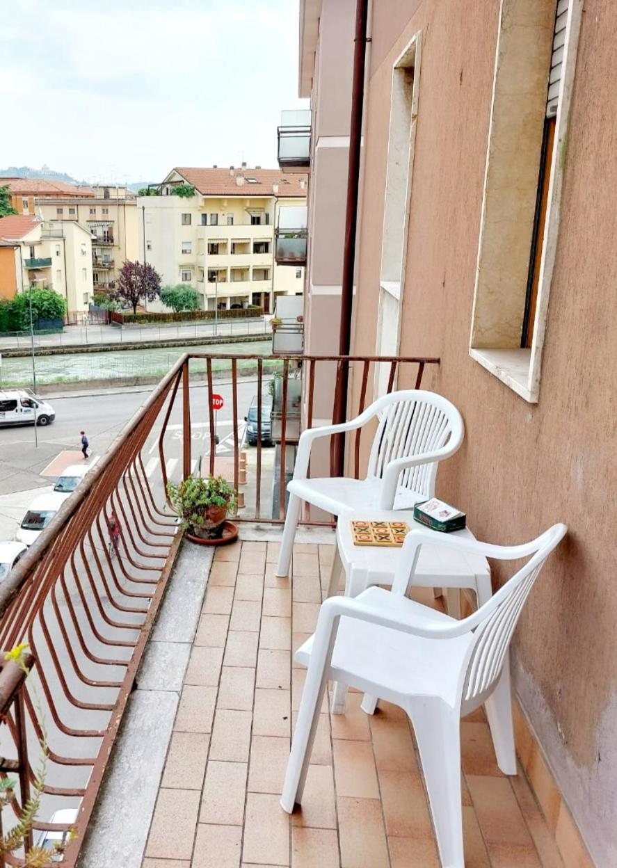 Da Fabio E Francesca - Holiday Apartment Verona Exteriör bild